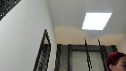 Selene online show from May 2026 02:06:01 AM
