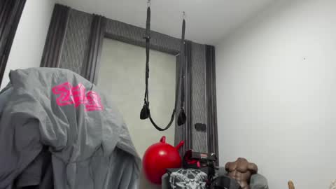 Selene online show from May 2026 02:09:02 AM