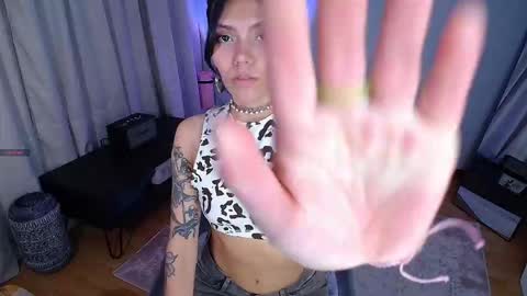 Snapshot of _sensualkitten_ chatting on January 2026 03:01:02 AM Laura online show from January 2026 03:01:02 AM