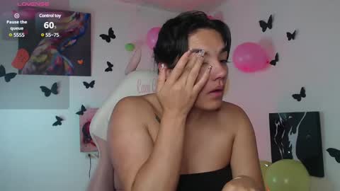 Snapshot of _serendepia_ chatting on December 2024 05:34:01 AM Serendipia online show from December 2024 05:34:01 AM