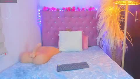 Snapshot of _sexbunny_ chatting on April 2026 06:40:01 AM _sexbunny_ online show from April 2026 06:40:01 AM