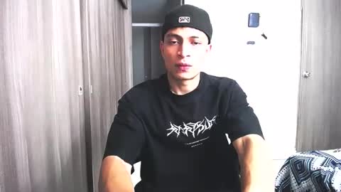 Juan Pablo-independent model online show from May 2026 05:35:01 AM