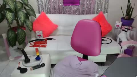 sexy pamela online show from December 2024 06:40:01 AM