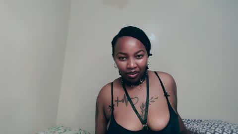 Snapshot of _sexysquirter chatting on November 2025 05:58:02 PM _sexysquirter online show from November 2025 05:58:02 PM