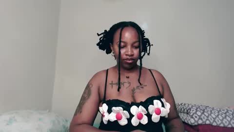 Snapshot of _sexysquirter chatting on November 2025 05:49:01 PM _sexysquirter online show from November 2025 05:49:01 PM