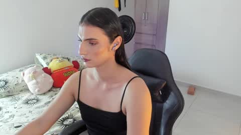 Shantall online show from May 2026 05:02:02 AM