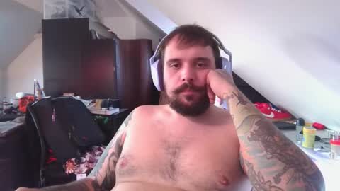 Snapshot of _smiley_bear27 chatting on September 2025 07:02:01 AM _smiley_bear27 online show from September 2025 07:02:01 AM