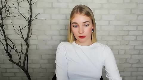 Snapshot of _snow_queen__ chatting on December 2024 05:31:01 PM Rachel online show from December 2024 05:31:01 PM