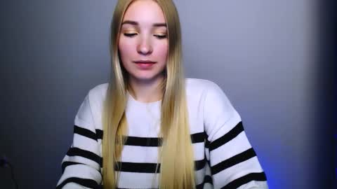 Snapshot of _snow_queen__ chatting on October 2025 09:26:02 PM Rachel online show from October 2025 09:26:02 PM