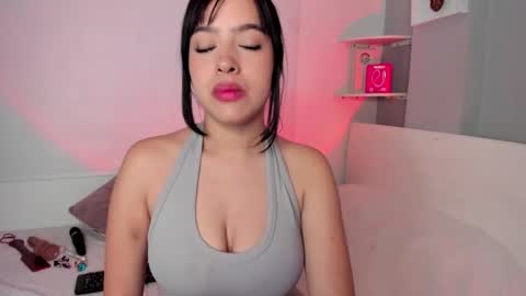 Snapshot of _sophiagarcia_ chatting on February 2026 12:08:01 PM sophiagarcia - big tits- bigass online show from February 2026 12:08:01 PM