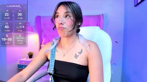 Snapshot of _sophie__miller chatting on January 2026 07:50:02 PM Sophie online show from January 2026 07:50:02 PM