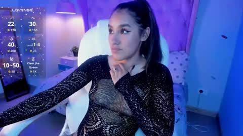 Snapshot of _sophie__miller chatting on January 2026 08:24:02 PM Sophie online show from January 2026 08:24:02 PM