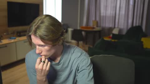 OLIVERpvt is open online show from January 2025 09:15:01 AM