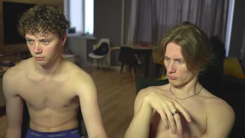 OLIVERpvt is open online show from February 2025 11:54:01 AM