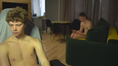 OLIVERpvt is open online show from October 2025 05:20:02 AM