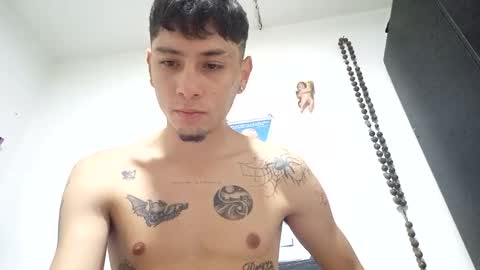 Alejandro Pinzon online show from January 2025 09:50:02 PM