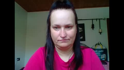 Melisa online show from September 2025 07:31:01 AM