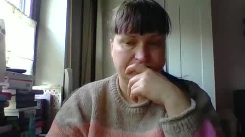 Snapshot of _squirty_pussyyy_ chatting on April 2026 06:14:01 AM Melisa online show from April 2026 06:14:01 AM