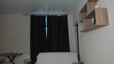 MARKPVT IS OPEN online show from September 2025 03:32:02 AM