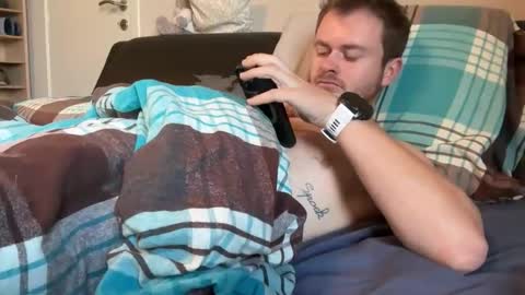 _stevie___ online show from October 2025 12:37:02 PM