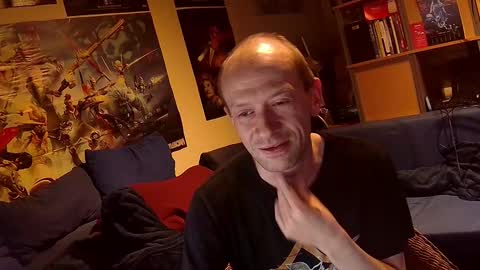 Snapshot of _svenerd87___ chatting on September 2025 07:35:01 PM Sven online show from September 2025 07:35:01 PM