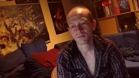 Snapshot of _svenerd87___ chatting on September 2025 12:12:01 AM Sven online show from September 2025 12:12:01 AM