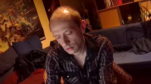 Snapshot of _svenerd87___ chatting on September 2025 08:12:02 PM Sven online show from September 2025 08:12:02 PM