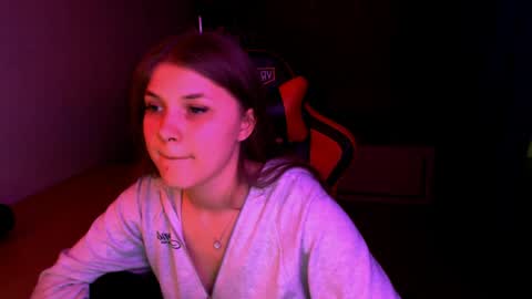 Snapshot of _sweet_foxy_ chatting on April 2026 06:54:02 PM Mari online show from April 2026 06:54:02 PM