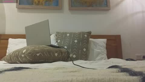 Snapshot of _sweet_gir1 chatting on February 2025 12:14:02 PM _sweet_gir1 online show from February 2025 12:14:02 PM