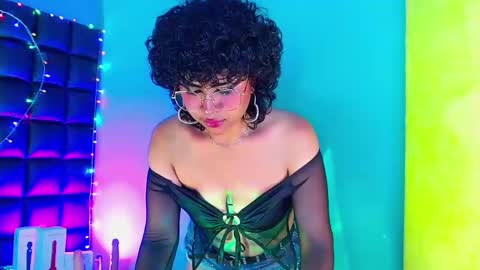 Kuromi online show from December 2024 04:06:01 PM