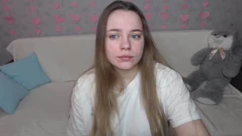 Lana online show from February 2025 07:04:02 AM