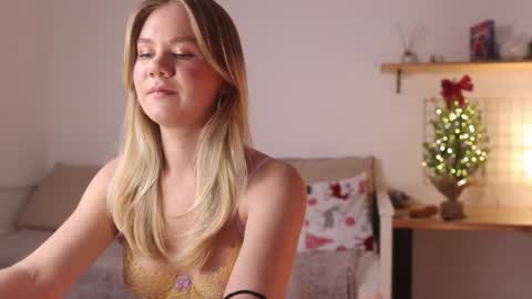 Annie online show from January 2025 01:21:02 AM