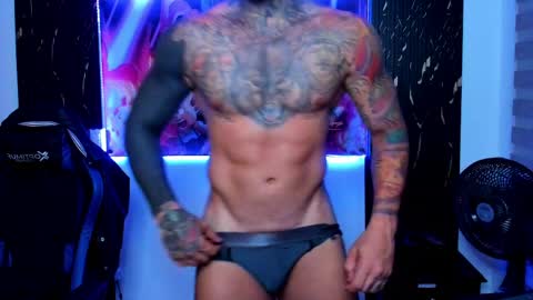 Snapshot of _thadeo_ chatting on April 2026 03:11:01 AM ThadeoWolf online show from April 2026 03:11:01 AM