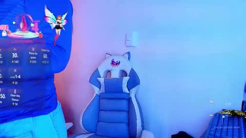 TIFFANY online show from October 2025 07:25:01 PM