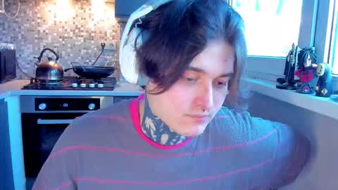 _torfin_ online show from February 2026 06:22:01 AM