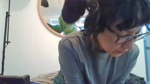 Snapshot of _tutti_frutti_ chatting on May 2026 10:17:02 PM _tutti_frutti_ online show from May 2026 10:17:02 PM