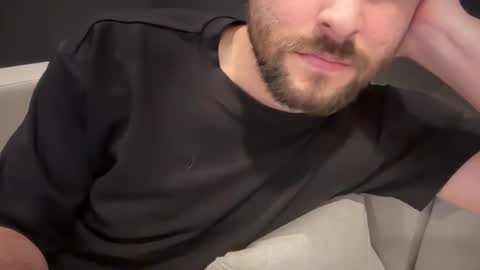 Snapshot of _ur_happy_meal chatting on February 2025 05:56:02 AM DJ online show from February 2025 05:56:02 AM