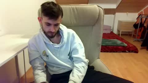 Snapshot of _v_l_a_d_ chatting on February 2025 03:34:02 AM Vlad online show from February 2025 03:34:02 AM