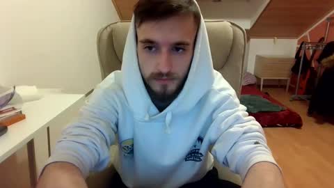 Snapshot of _v_l_a_d_ chatting on February 2025 06:02:02 PM Vlad online show from February 2025 06:02:02 PM