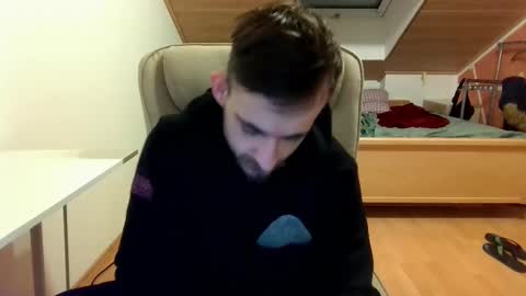 Snapshot of _v_l_a_d_ chatting on February 2025 06:59:01 PM Vlad online show from February 2025 06:59:01 PM