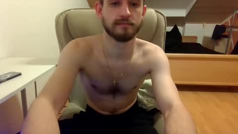 Snapshot of _v_l_a_d_ chatting on March 2025 05:39:02 PM Vlad online show from March 2025 05:39:02 PM