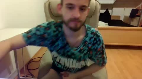 Snapshot of _v_l_a_d_ chatting on March 2025 11:49:02 PM Vlad online show from March 2025 11:49:02 PM