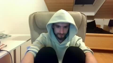 Snapshot of _v_l_a_d_ chatting on March 2025 10:26:01 PM Vlad online show from March 2025 10:26:01 PM