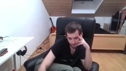 Snapshot of _v_l_a_d_ chatting on October 2025 09:00:02 PM Vlad online show from October 2025 09:00:02 PM