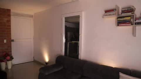 Anastasia Vahos online show from May 2026 06:16:01 PM