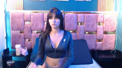 _valery34_ online show from April 2026 12:29:02 PM