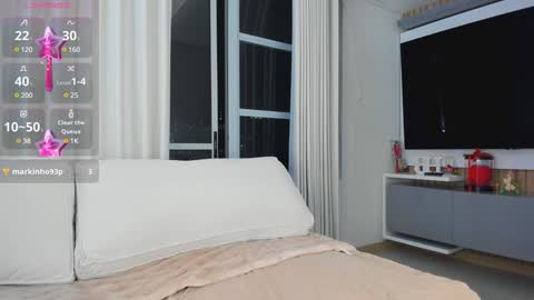 stephany online show from February 2025 02:04:02 AM