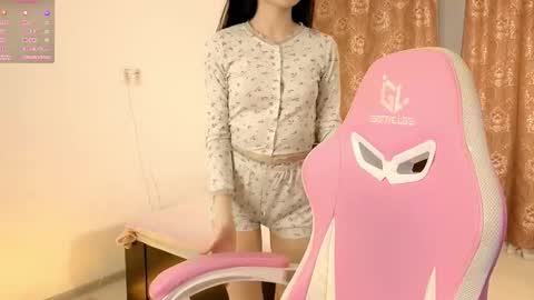 Misa    online show from February 2026 10:27:01 PM