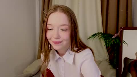 Snapshot of _violet_mills_ chatting on February 2025 02:29:02 AM Violet online show from February 2025 02:29:02 AM