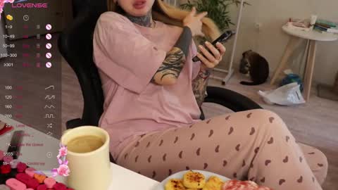 Alis online show from December 2025 10:57:02 AM